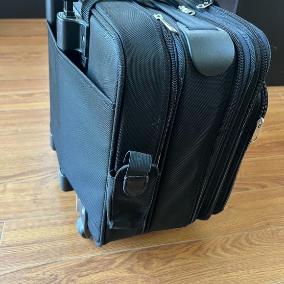 Samsonite work/travel bag. - Picture 9 of 13